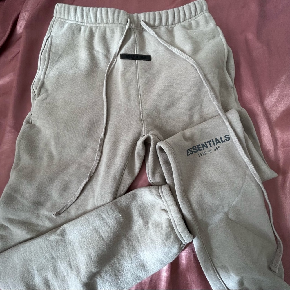 ESSENTIALS - Fear of God Tan Sweatpants